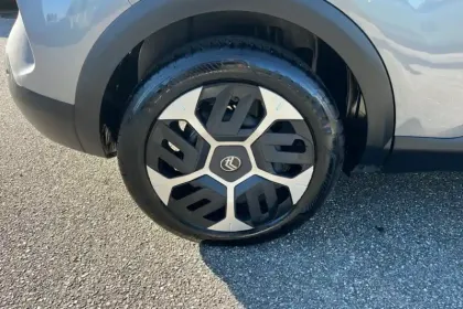 Photo 12 Citroën C4  Hybride 136 e-DCS6