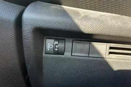 Photo 19 Citroën C4  Hybride 136 e-DCS6