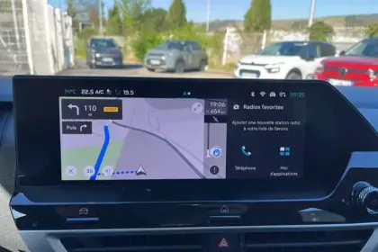 Photo 15 Citroën C4  Hybride 136 e-DCS6