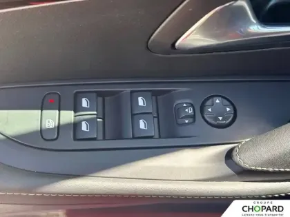 Photo 23 Peugeot 208  PureTech 100 S&S EAT8