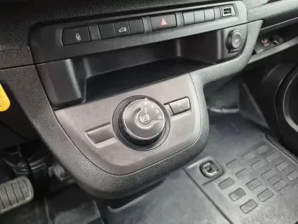 Photo 11 Peugeot Expert  FGN TOLE M BLUEHDI 145 S&S EAT8