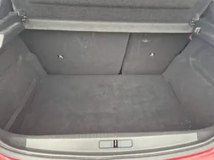 Photo 5 Peugeot 208  Electrique 50 kWh 136ch