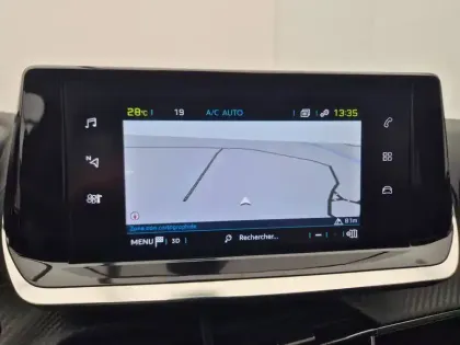 Photo 17 Peugeot 208  Electrique 50 kWh 136ch