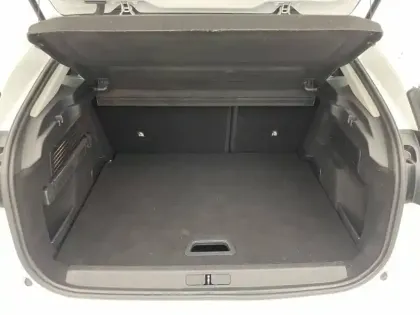 Photo 12 Citroën C4 e- 136 ch Automatique