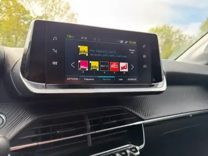 Photo 14 Peugeot 208  Electrique 50 kWh 136ch