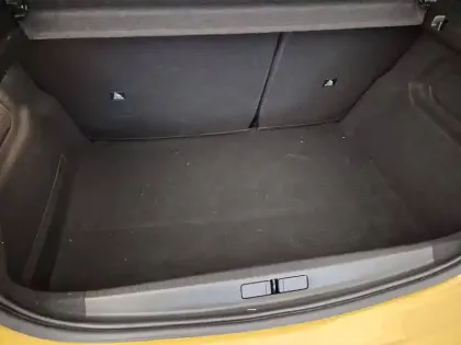 Photo 5 Peugeot 208  Electrique 50 kWh 136ch