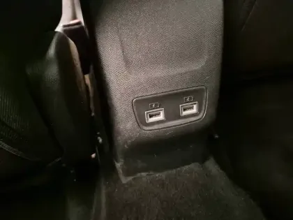 Photo 20 Peugeot 208  Electrique 50 kWh 136ch