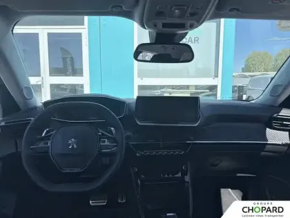 Photo 14 Peugeot 2008  PureTech 130 S&S EAT8