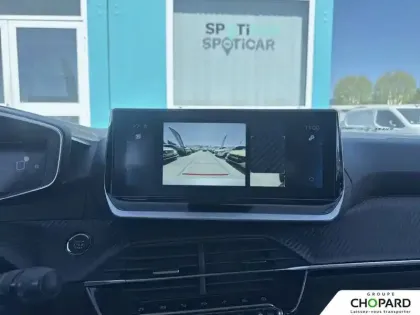 Photo 18 Peugeot 2008  PureTech 130 S&S EAT8