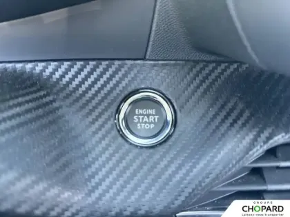 Photo 17 Peugeot 2008  PureTech 130 S&S EAT8