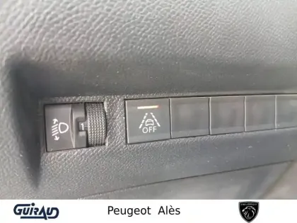 Photo 14 Peugeot 2008  Electrique 54 kWh 156 ch