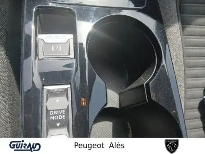 Photo 15 Peugeot 2008  Electrique 54 kWh 156 ch