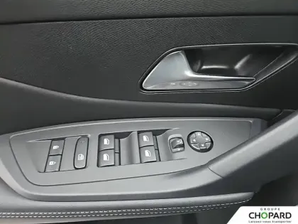 Photo 23 Peugeot 308  SW BlueHDi 130ch S&S EAT8