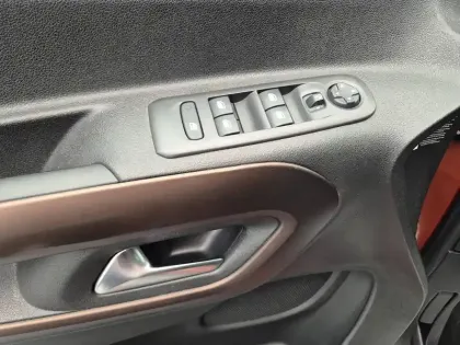 Photo 24 Peugeot Rifter  Standard BlueHDi 130 S&S EAT8