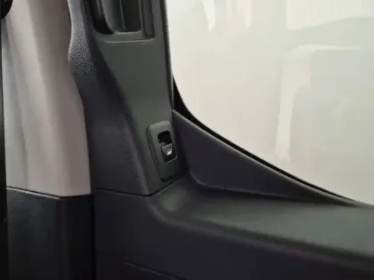 Photo 21 Peugeot Rifter  Standard BlueHDi 130 S&S EAT8