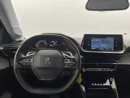 Photo 21 Peugeot 208  PureTech 100 S&S EAT8