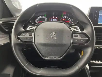 Photo 22 Peugeot 208  PureTech 100 S&S EAT8