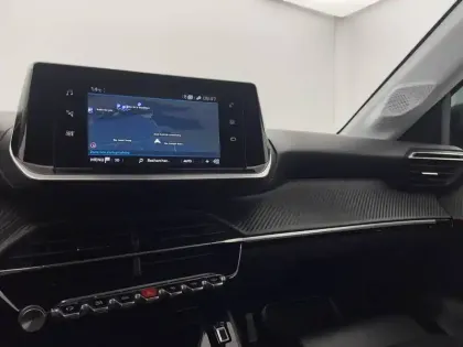 Photo 27 Peugeot 208  PureTech 100 S&S EAT8