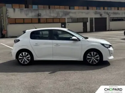 Photo 35 Peugeot 208  PureTech 75 S&S BVM5