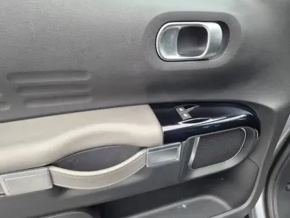 Photo 20 Citroën C4  Cactus PureTech 110 S&S BVM6