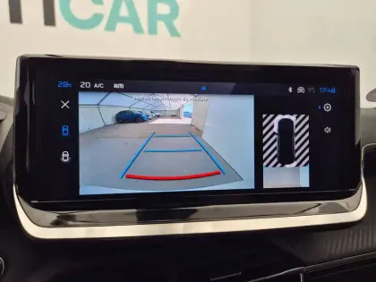 Photo 19 Peugeot 2008  Hybrid 136 e-DCS6