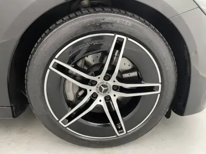 Photo 12 Mercedes Classe E  220 d 9G-Tronic