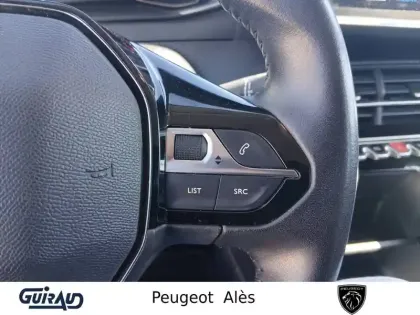 Photo 16 Peugeot 208  PureTech 75 S&S BVM5