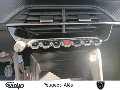 Photo 14 Peugeot 208  PureTech 75 S&S BVM5