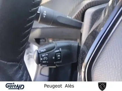 Photo 18 Peugeot 208  PureTech 75 S&S BVM5