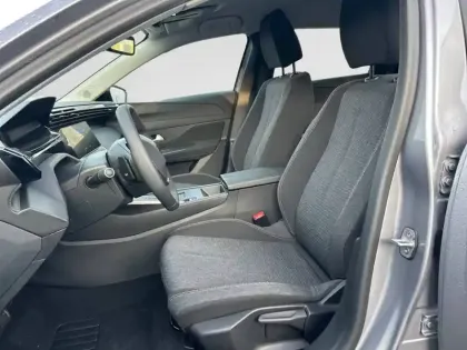 Photo 10 Peugeot 308  SW Hybrid 145 e-DCS6