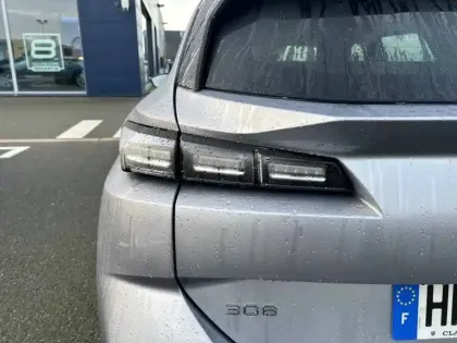 Photo 16 Peugeot 308  SW Hybrid 145 e-DCS6