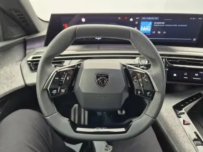 Photo 30 Peugeot 3008  Hybrid 145 e-DCS6