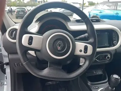 Photo 14 Renault Twingo  III SCe 65