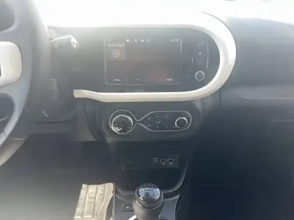 Photo 10 Renault Twingo  III SCe 65