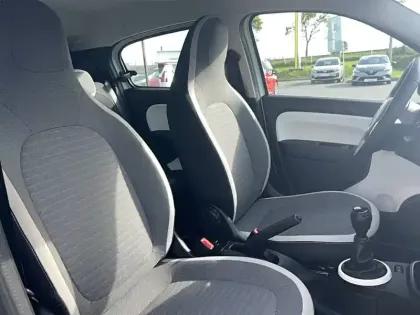 Photo 21 Renault Twingo  III SCe 65