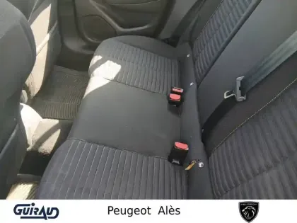 Photo 10 Peugeot 208  PureTech 75 S&S BVM5