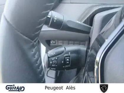 Photo 16 Peugeot 208  PureTech 75 S&S BVM5