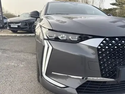 Photo 15 DS DS 4  Hybride E-Tense 225 EAT8