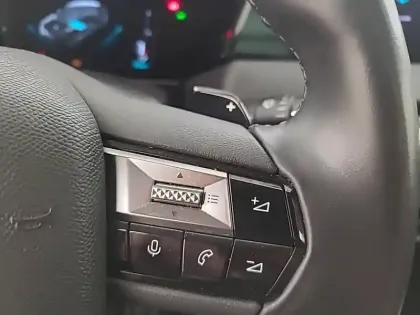 Photo 56 DS DS 4  Hybride E-Tense 225 EAT8