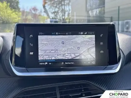 Photo 13 Peugeot 208  PureTech 75 S&S BVM5