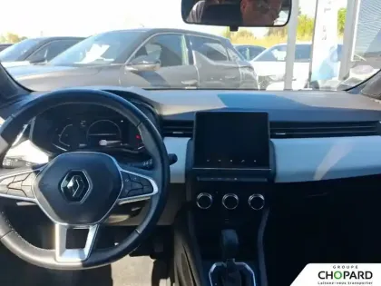 Photo 14 Renault Clio  E-Tech 140 - 21N