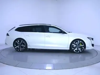 Photo 7 Peugeot 508  SW Hybrid4 360 e-EAT8 Peugeot Sport Engineered