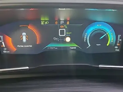 Photo 13 Peugeot 508  SW Hybrid4 360 e-EAT8 Peugeot Sport Engineered