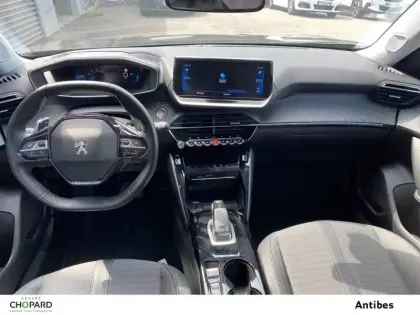 Photo 6 Peugeot 2008  PureTech 130 S&S EAT8