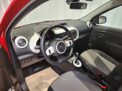 Photo 9 Renault Twingo  III E-Tech