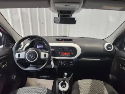 Photo 17 Renault Twingo  III E-Tech
