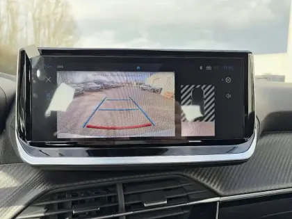 Photo 14 Peugeot 2008  Hybrid 110 e-DCS6