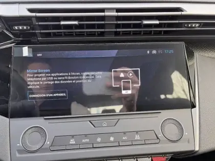 Photo 18 Peugeot 308  Hybrid 145 e-DCS6