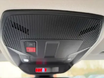 Photo 17 Peugeot 308  Hybrid 145 e-DCS6