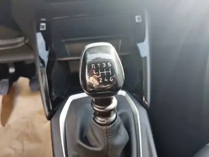 Photo 13 Peugeot 208  100 S&S BVM6